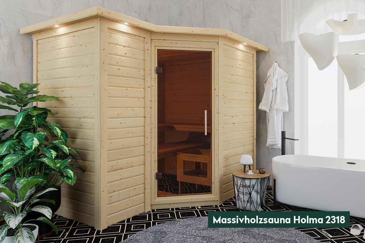 Innensauna „Holma“ aus Massivholz von Finnhaus Wolff neben Badewanne.